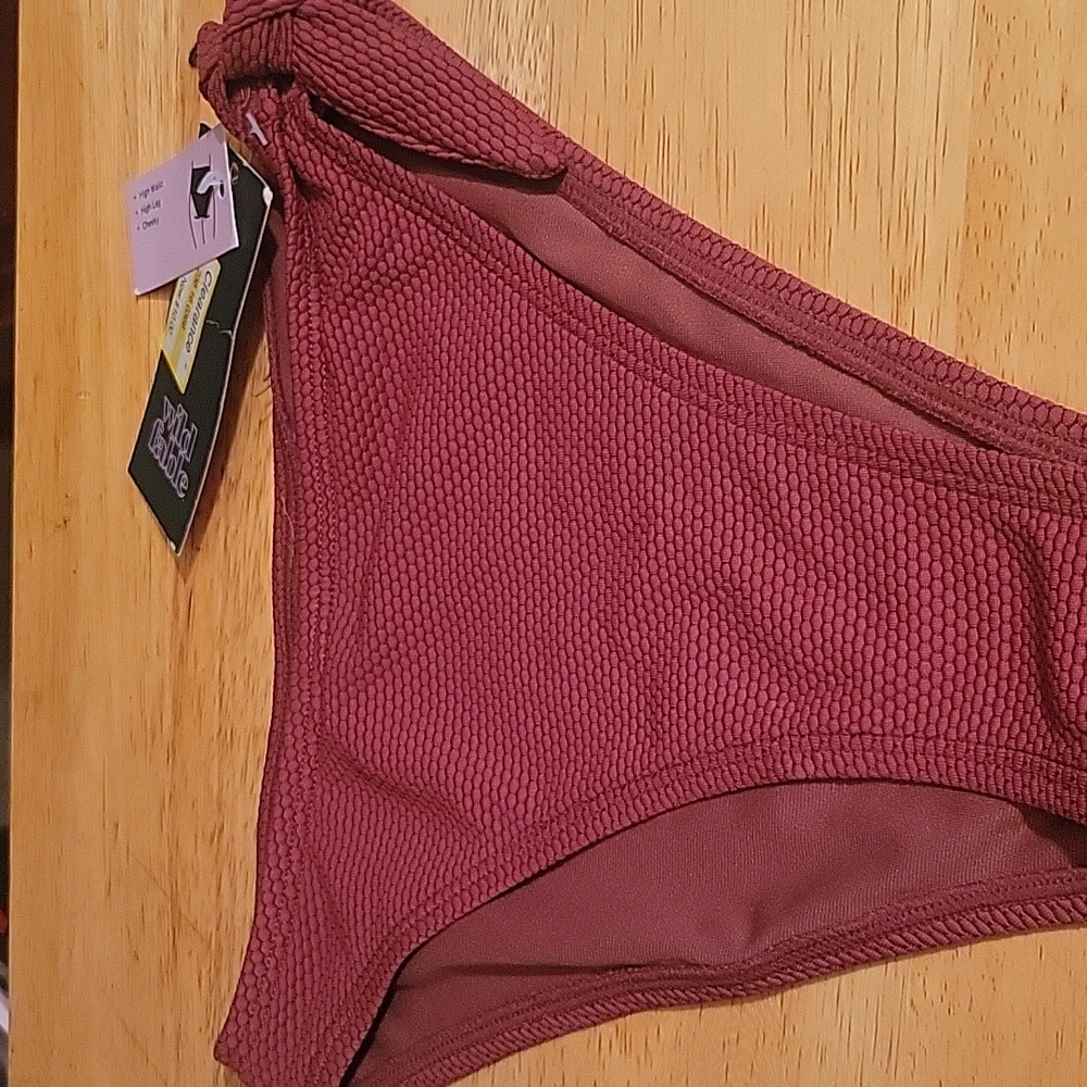 Red Rust Bikini Bottom - Picture 2 of 5